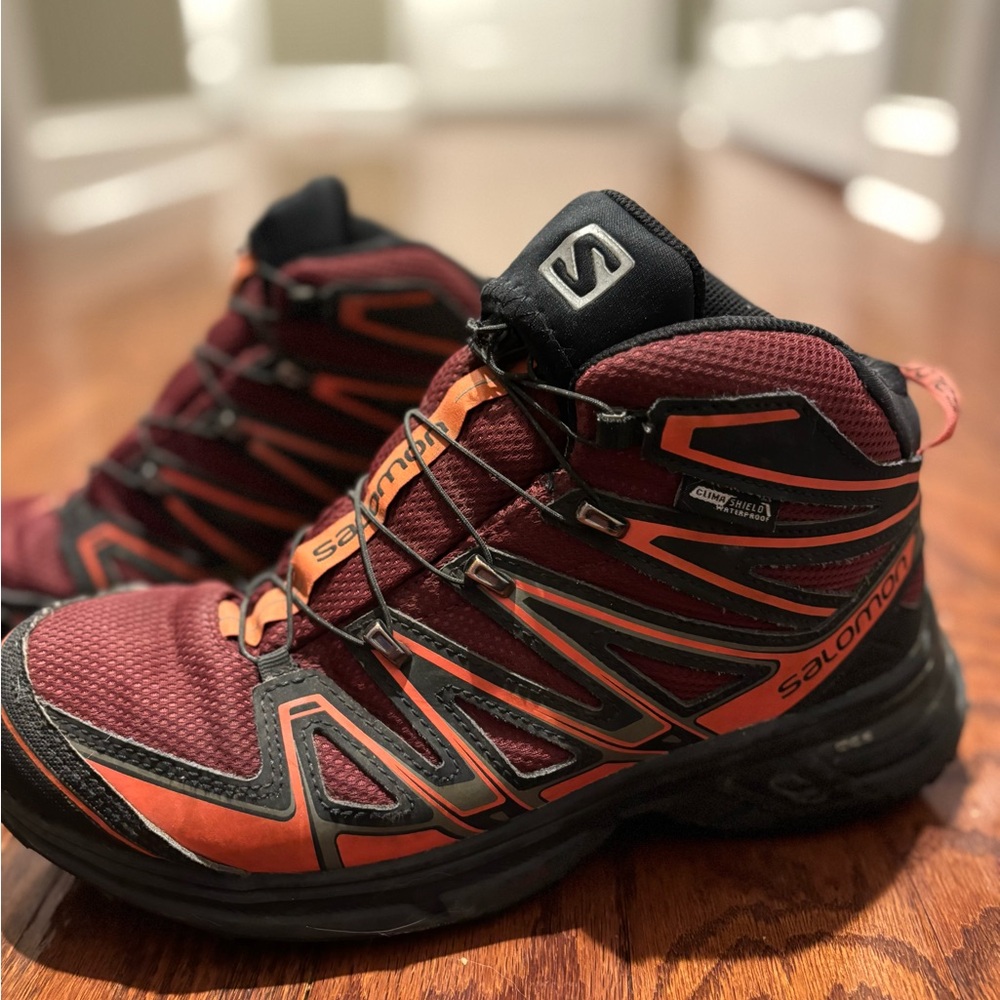 Salomon X Ultra Mid Lightweight Waterproof Hiking Boot, Size 9